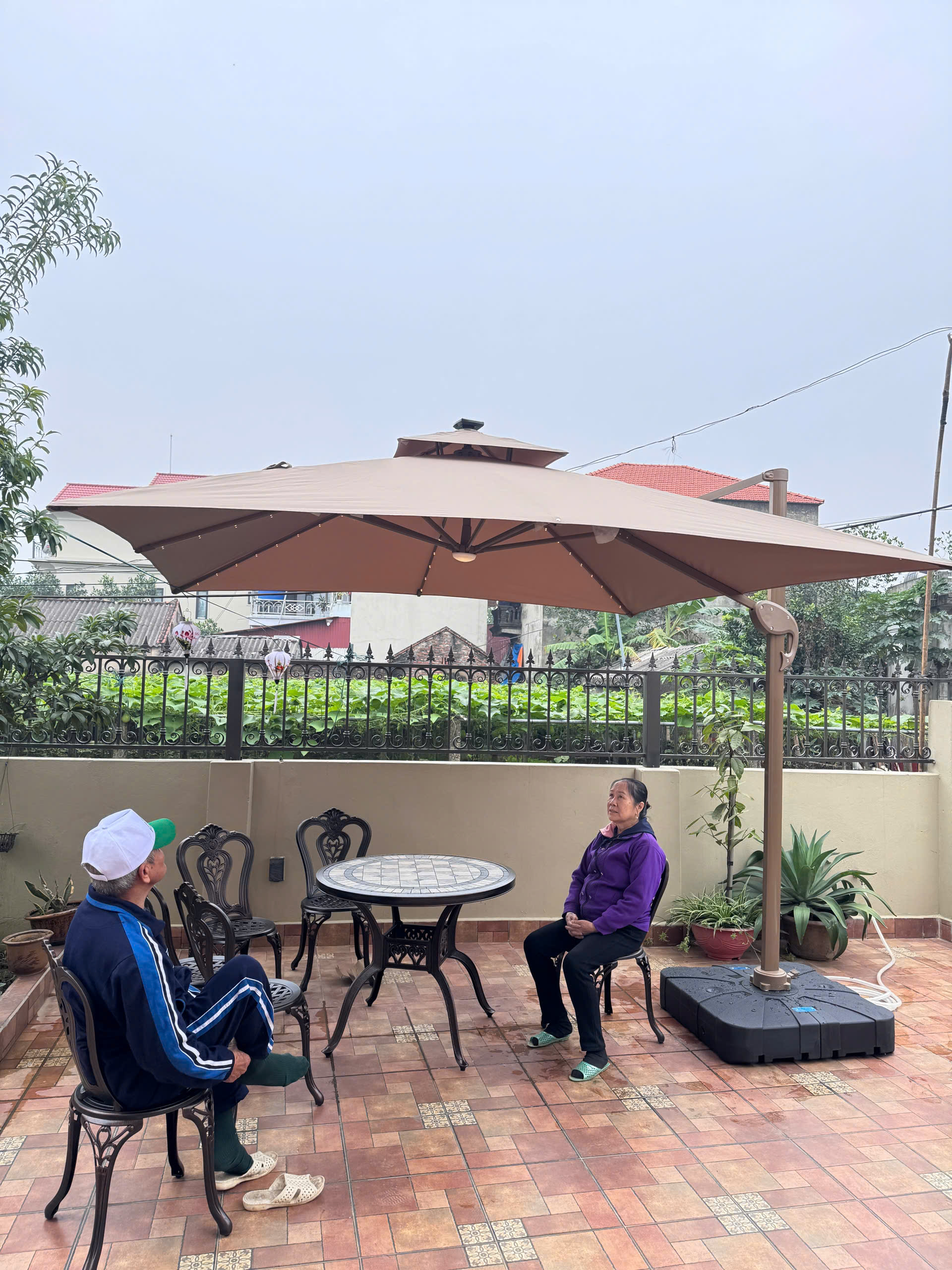 Ô dù che nắng lệch tâm ngoài trời ở Thanh Hoá