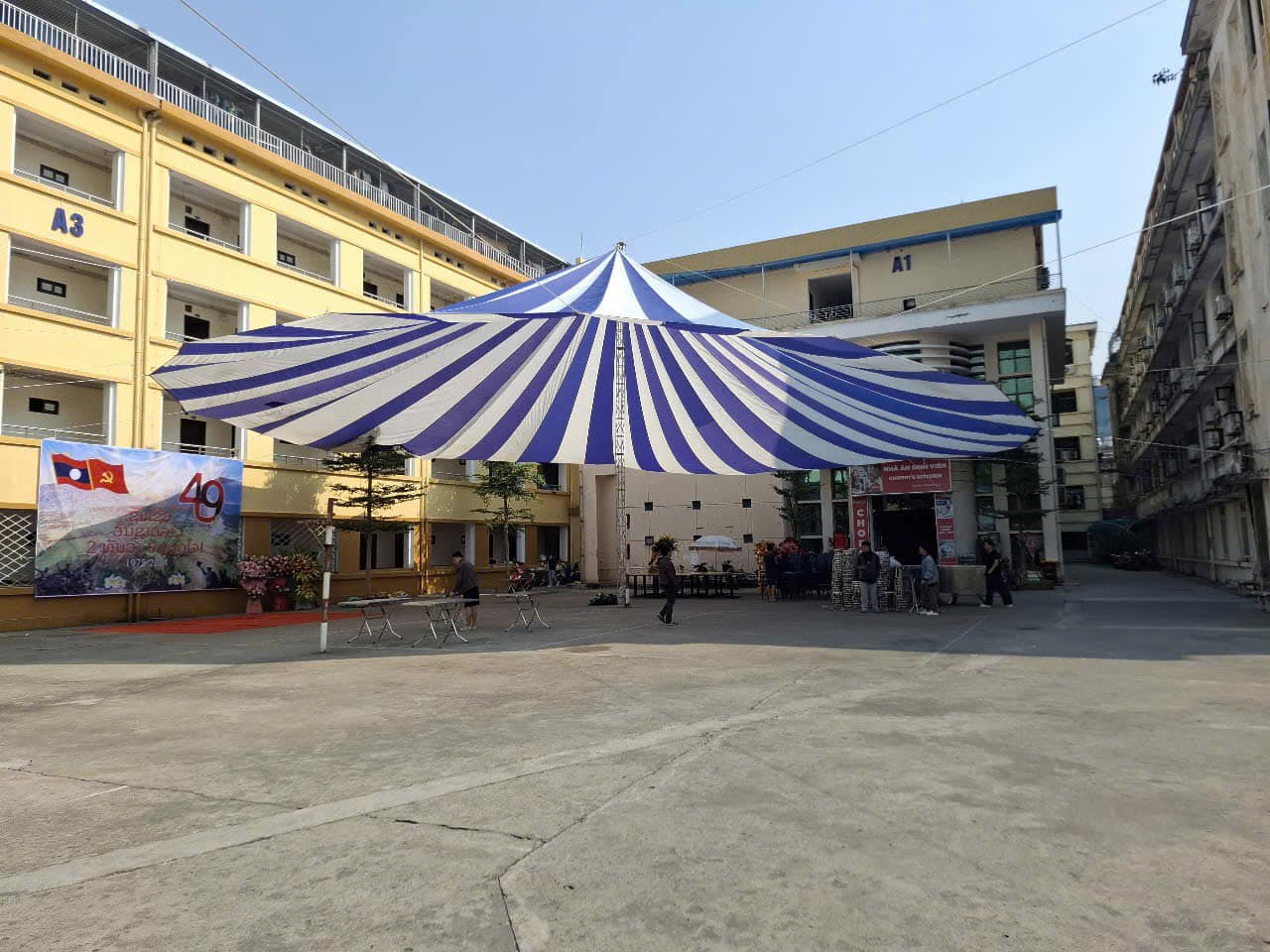 Dù che sự kiện sân trường học ở Đồng Tháp Dù che sự kiện sân trường học ở Đồng Tháp